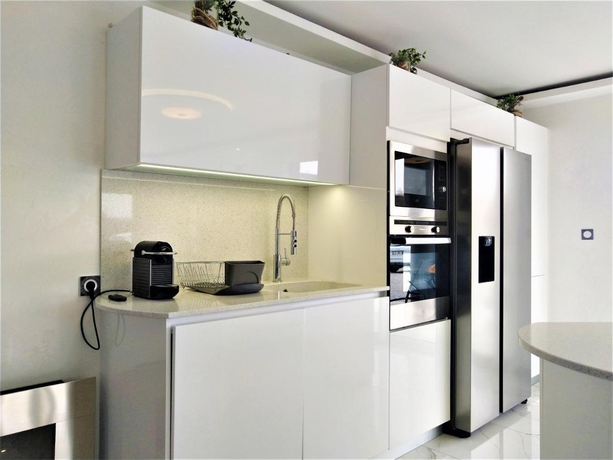 Maison Sapiac - 4Pers - 2 Chambres - 3 Lits - Clim Reversible - Terrasse Ombragee Et Grand Jardin - Piscine Saison Estivale Μοντωμπάν Εξωτερικό φωτογραφία