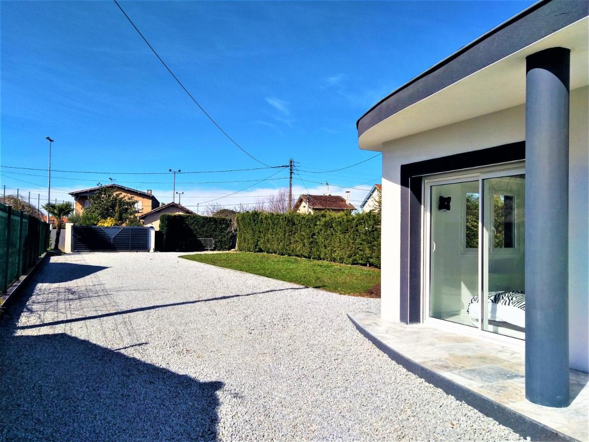 Maison Sapiac - 4Pers - 2 Chambres - 3 Lits - Clim Reversible - Terrasse Ombragee Et Grand Jardin - Piscine Saison Estivale Μοντωμπάν Εξωτερικό φωτογραφία