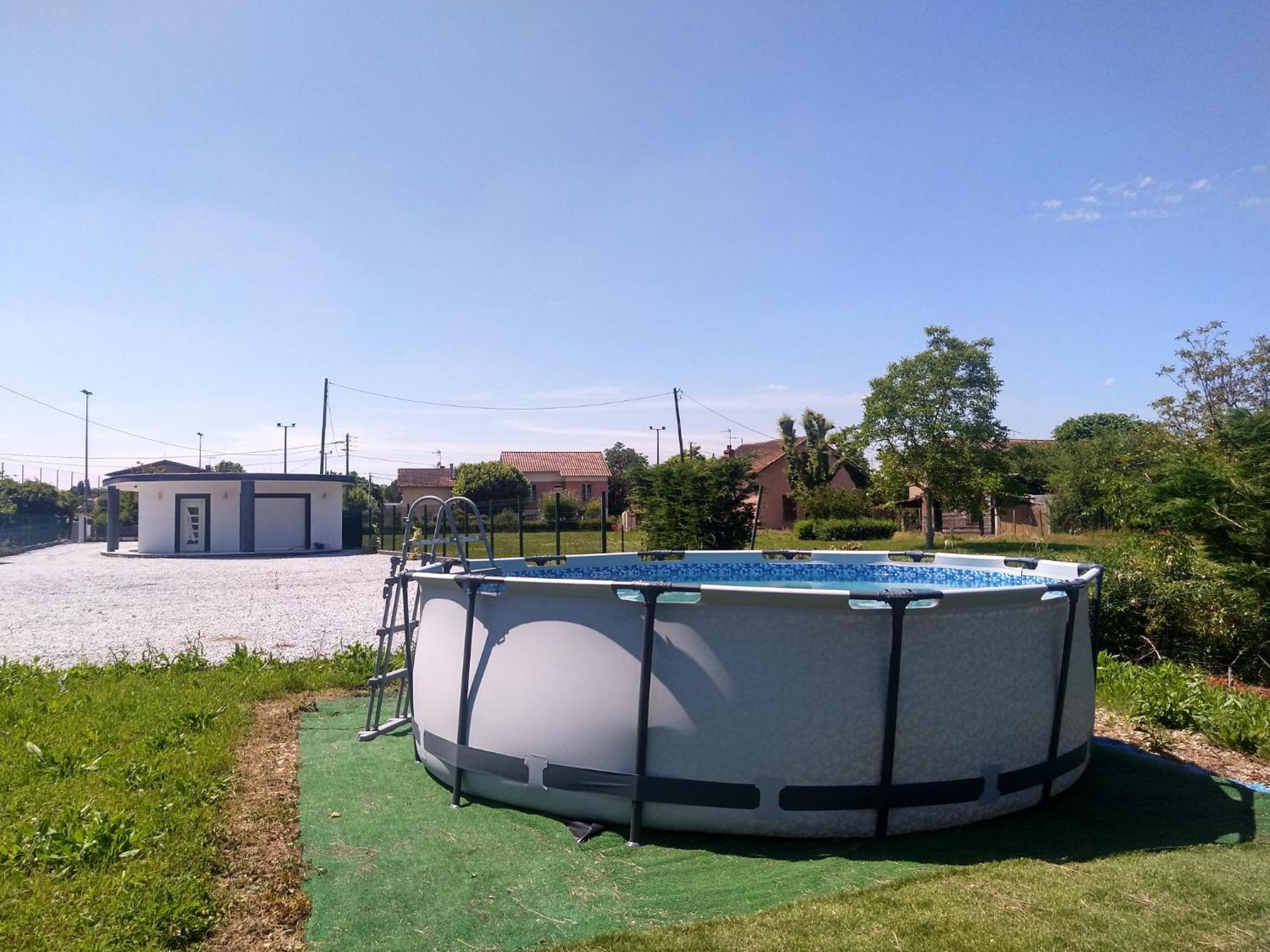 Maison Sapiac - 4Pers - 2 Chambres - 3 Lits - Clim Reversible - Terrasse Ombragee Et Grand Jardin - Piscine Saison Estivale Μοντωμπάν Εξωτερικό φωτογραφία