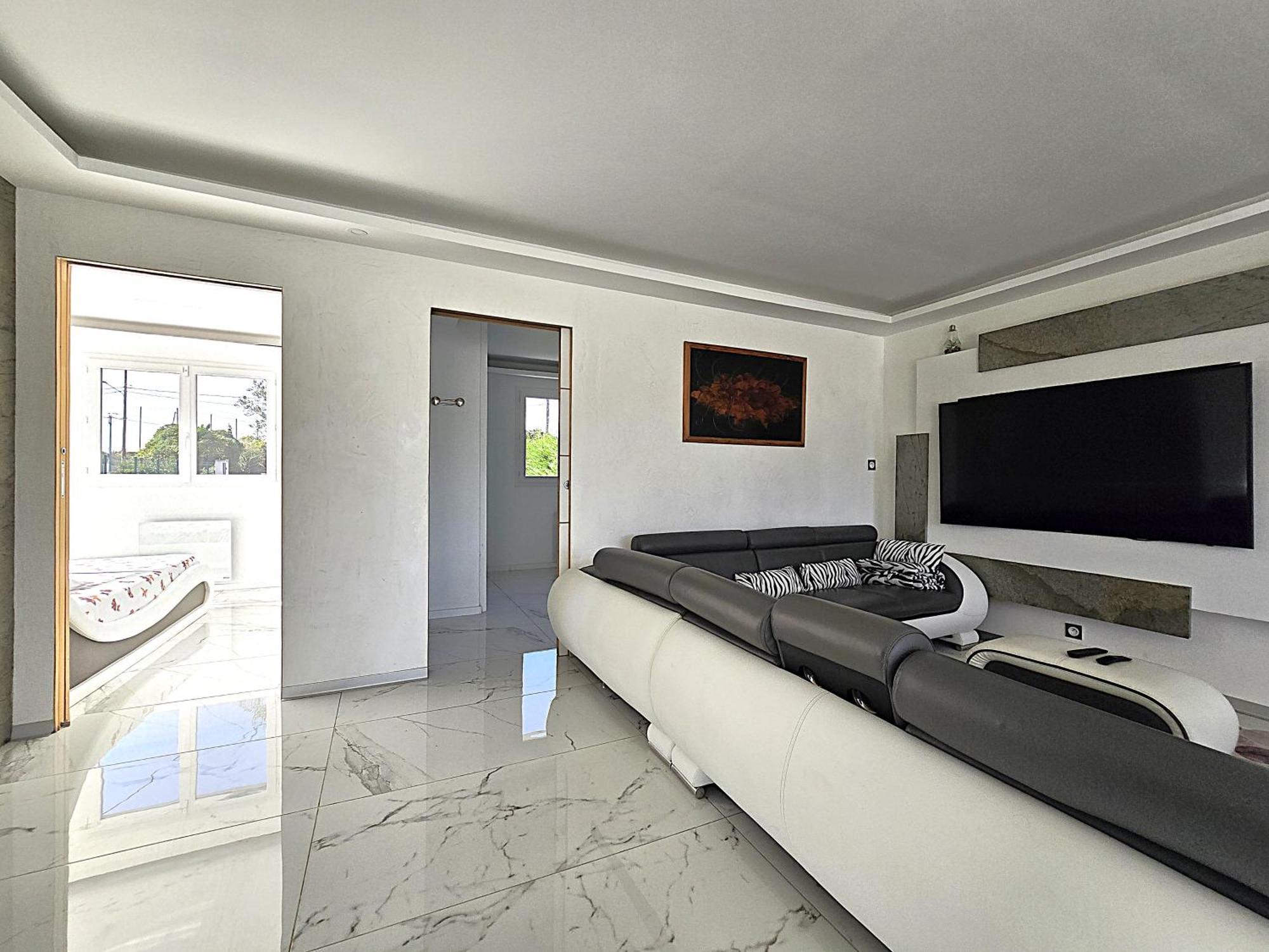 Maison Sapiac - 4Pers - 2 Chambres - 3 Lits - Clim Reversible - Terrasse Ombragee Et Grand Jardin - Piscine Saison Estivale Μοντωμπάν Εξωτερικό φωτογραφία
